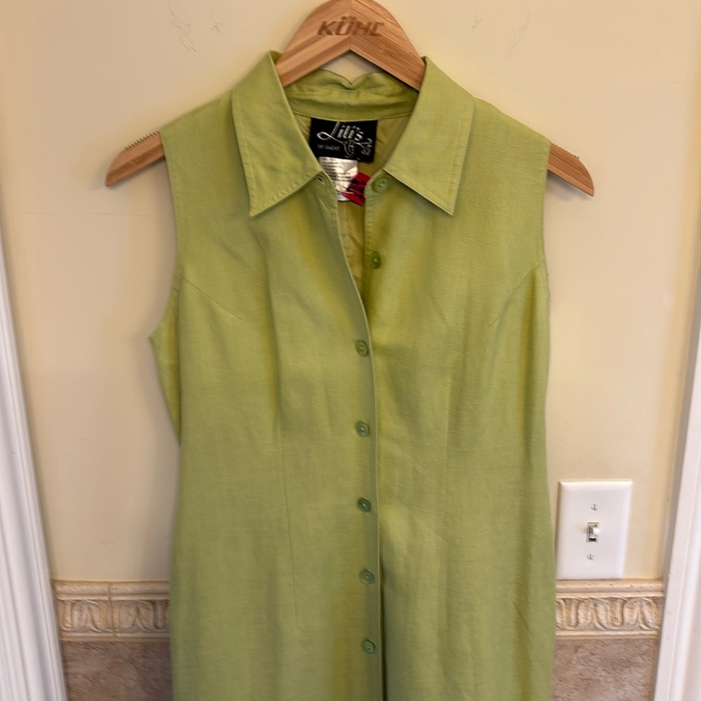 Green linen dress